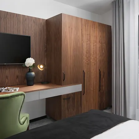 Delfin Hotel 4*